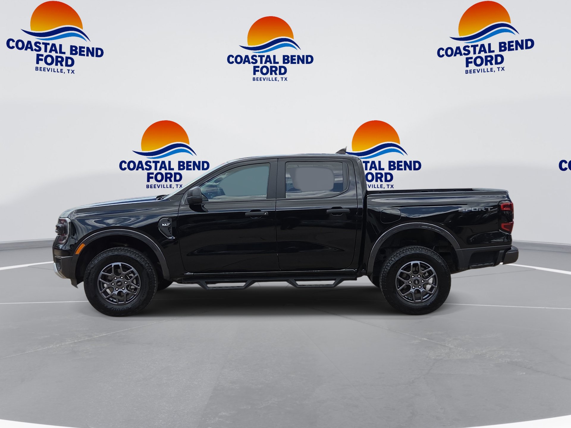 Used 2024 Ford Ranger XLT w/ Equipment Group 301A High RWD image 1