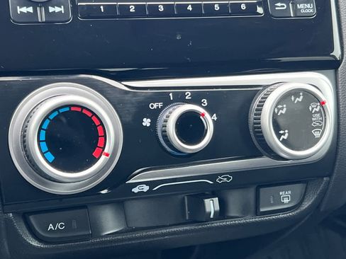 Used 2020 Honda Fit LX image 21