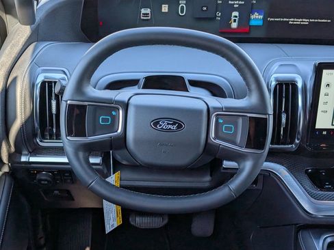 New 2026 Ford Expedition Platinum w/ Stealth Appearance Package image 10