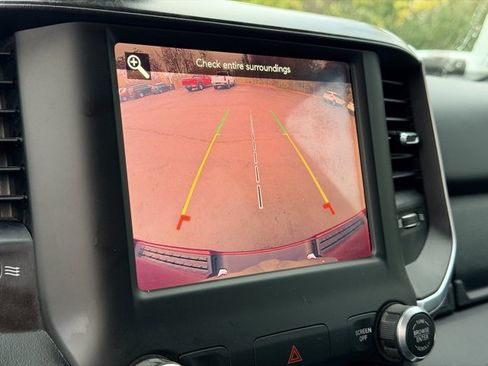 Used 2019 RAM 1500 Big Horn image 15