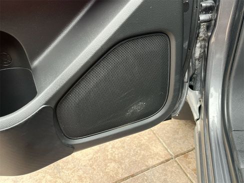 Used 2023 Nissan Frontier PRO-4X w/ Tow Package image 17