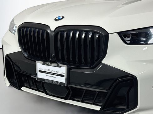 Used 2024 BMW X5 xDrive40i w/ M Sport Package AWD/4WD image 12
