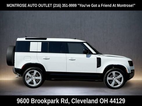 New 2025 Land Rover Defender 110 X-Dynamic SE image 7