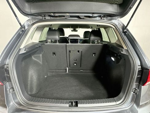 Used 2024 Volkswagen Taos SE FWD image 24