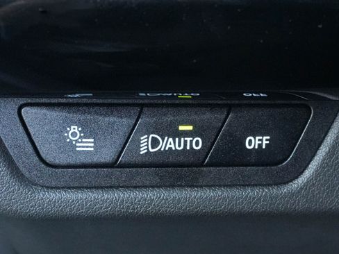 Certified 2025 BMW X1 xDrive28i AWD/4WD image 17