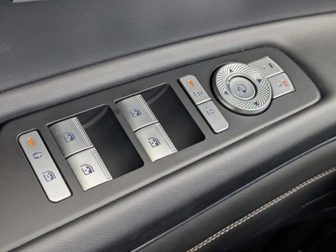 Used 2025 Genesis GV80 2.5T Standard AWD/4WD image 24