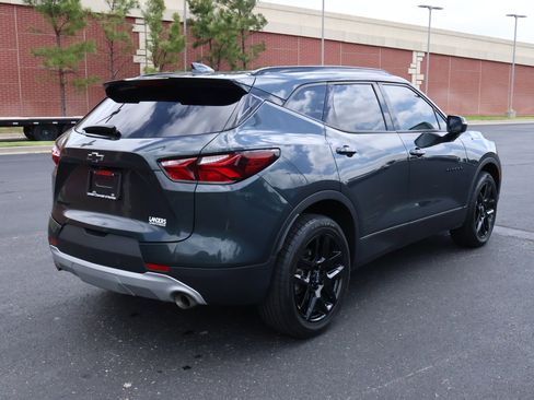 Used 2019 Chevrolet Blazer LT FWD image 28