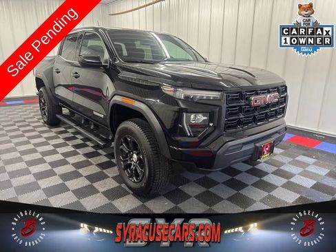 Used 2024 GMC Canyon Elevation AWD/4WD image 1