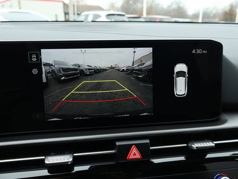 New 2026 Kia Sportage EX image 41