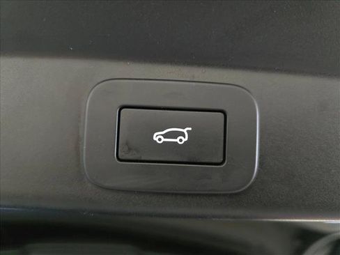 Certified 2023 Land Rover Range Rover Sport SE Dynamic AWD/4WD image 13