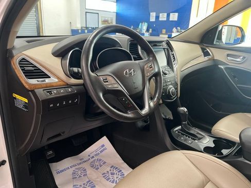 Used 2016 Hyundai Santa Fe Limited w/ Option Group 04 AWD/4WD image 21