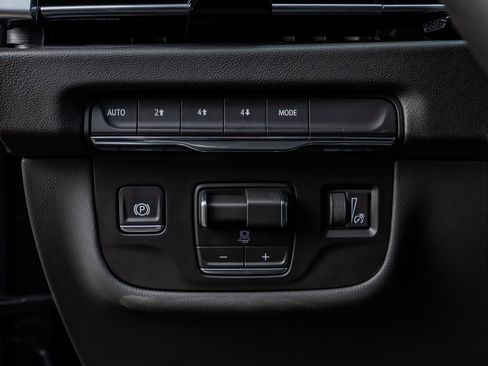 Used 2026 Cadillac Escalade ESV Sport w/ LPO, ONYX Package image 22