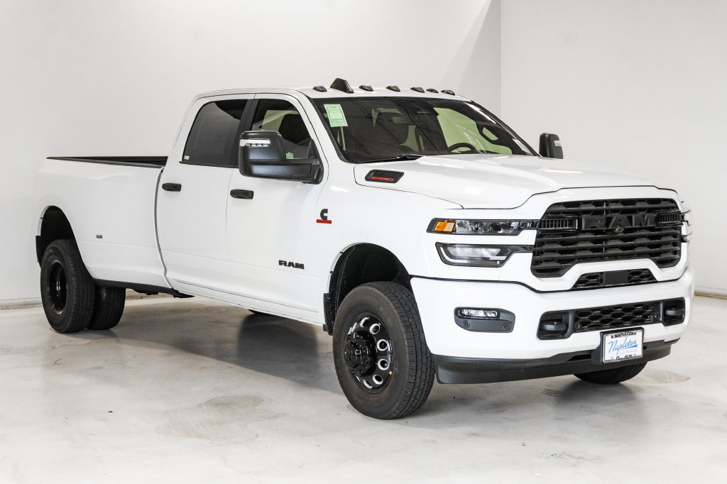 New 2027 RAM 3500 Big Horn AWD/4WD image 6