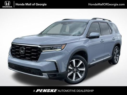 Certified 2025 Honda Pilot Touring image 1