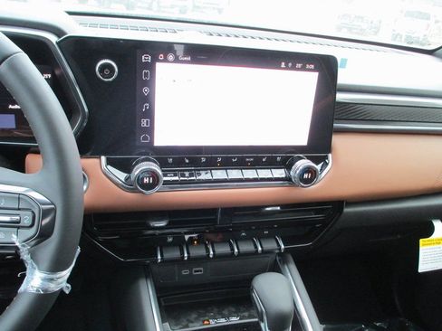 New 2026 GMC Canyon AT4 w/ Technology Plus Package image 21