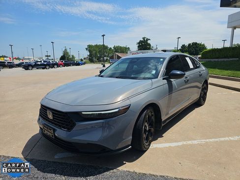 Used 2025 Honda Accord SE image 8