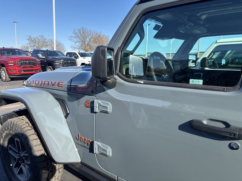 New 2026 Jeep Gladiator Mojave AWD/4WD image 13