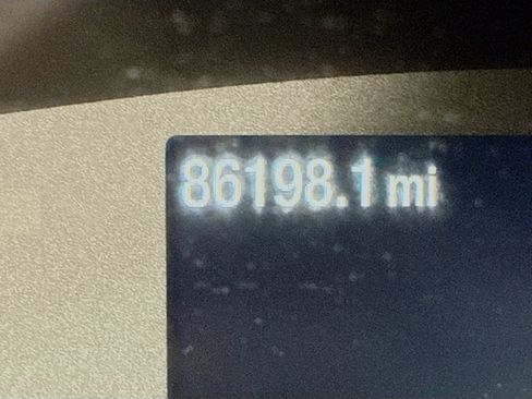 Used 2022 Ford Escape SE image 16