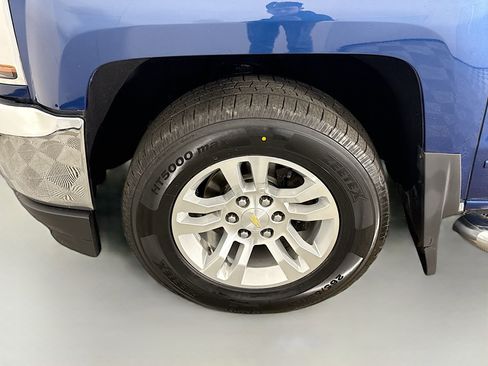 Used 2016 Chevrolet Silverado 1500 LT w/ All Star Edition image 37