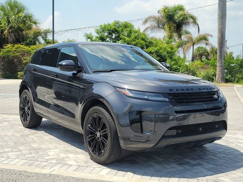 Used 2026 Land Rover Range Rover Evoque S AWD/4WD image 7