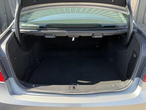 Used 2012 Mercedes-Benz E 350 4MATIC Sedan image 16
