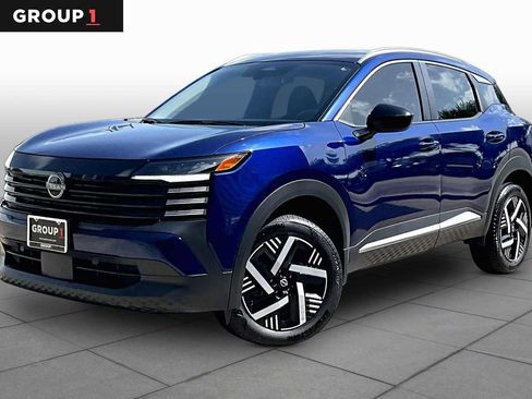 Used 2026 Nissan Kicks SV FWD image 1