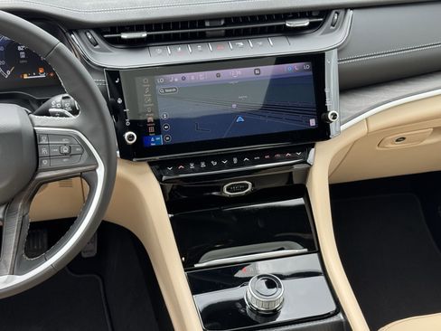 New 2026 Jeep Grand Cherokee L Limited RWD image 16