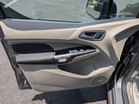 Used 2015 Ford Transit Connect XLT FWD image 16