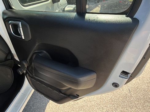 Used 2024 Jeep Wrangler Unlimited Sport AWD/4WD image 20