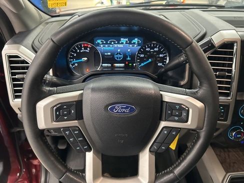 Used 2017 Ford F250 Lariat w/ Chrome Package image 11