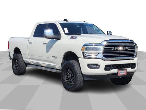 Used 2023 RAM 2500 Laramie AWD/4WD image 1