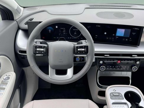 New 2026 Hyundai Ioniq 9 Limited AWD/4WD image 17