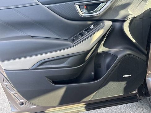 Used 2023 Subaru Forester Limited image 15