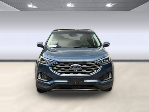 Used 2019 Ford Edge Titanium w/ Equipment Group 301A AWD/4WD image 6