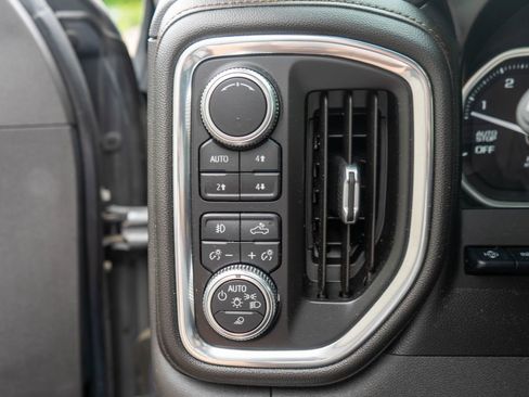 Used 2019 GMC Sierra 1500 AT4 w/ AT4 Premium Package AWD/4WD image 25