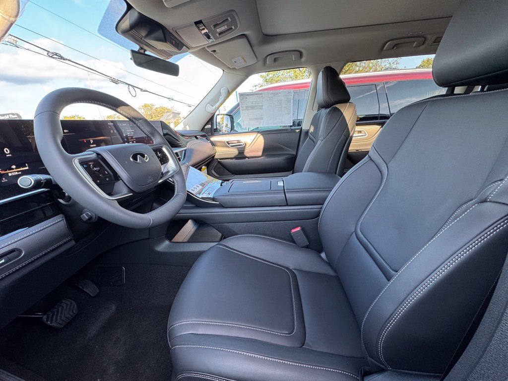 Certified 2026 INFINITI QX80 Pure w/ Cargo Package AWD/4WD image 17