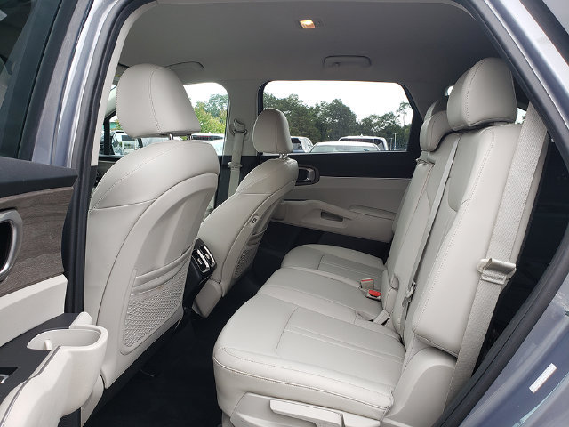 Certified 2023 Kia Sorento S AWD/4WD image 12