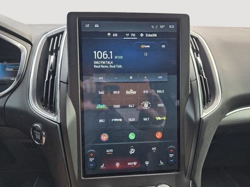 Used 2021 Ford Edge ST image 15