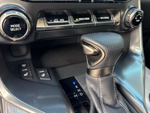 Used 2024 Lexus LX 600 F Sport image 12