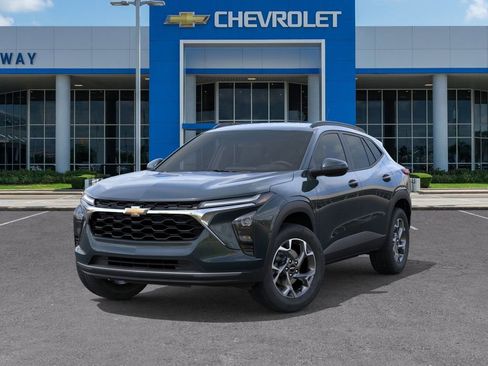 New 2026 Chevrolet Trax LT FWD image 6
