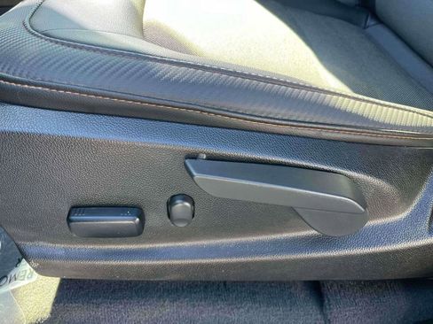 Used 2022 GMC Canyon AT4 w/ Trailering Package image 13