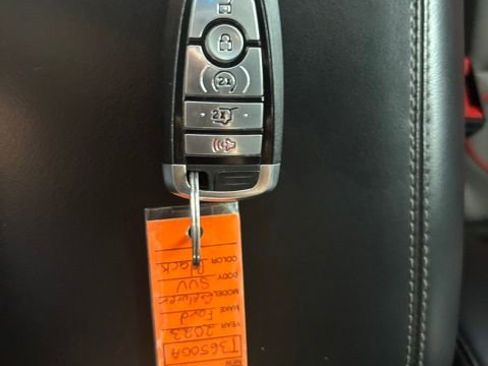 Used 2023 Ford Explorer XLT w/ Equipment Group 202A RWD image 13