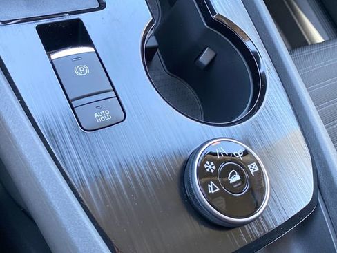 New 2026 Nissan Rogue SV AWD/4WD image 18