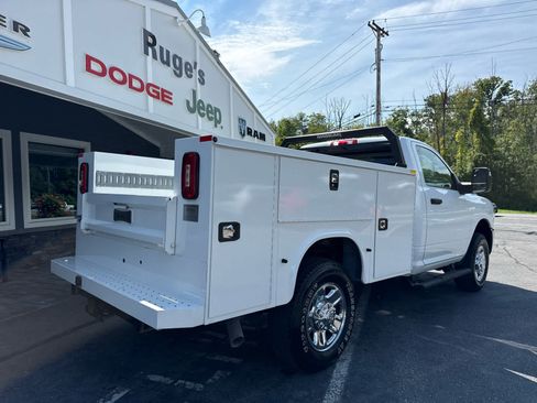 Used 2023 RAM 2500 Tradesman AWD/4WD image 3