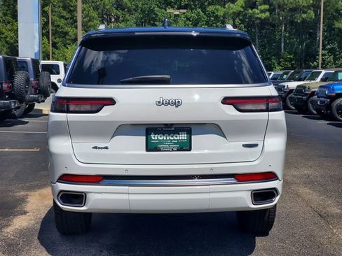 Certified 2023 Jeep Grand Cherokee L Summit w/ Luxury Tech Group V image 7