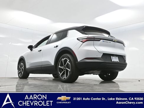 New 2026 Chevrolet Equinox EV LT image 54