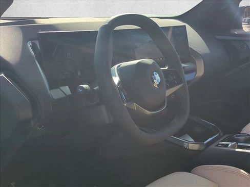 Used 2026 BMW X3 xDrive30 w/ Premium Package image 9