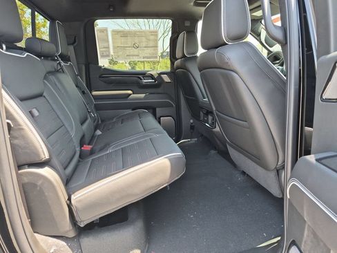 New 2026 GMC Sierra 1500 AT4X AWD/4WD image 23