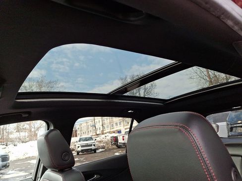 Used 2023 Chevrolet Equinox RS image 12