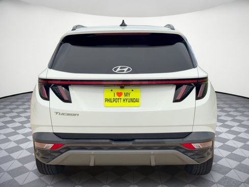 Used 2024 Hyundai Tucson Limited FWD image 11